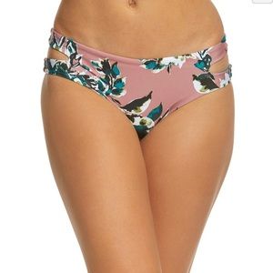 Splendid reversible bikini bottom. New with tags